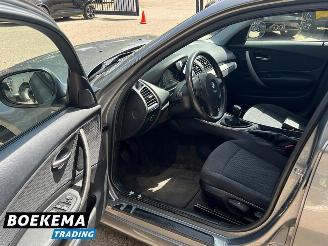 BMW 1-serie 116d Corporate Airco 5-Deurs picture 10