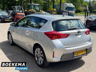 Toyota Auris 1.8 Hybrid Executive Navigatie Climate Cruise PDC picture 3