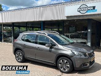 Schadeauto Peugeot 2008 1.2 PT Allure Navigatie Stoelverw. Climate Cruise 2017/7