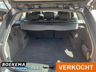 BMW 3-serie 318i High Executive Panorama Stoelverw. Navigatie Climate PDC picture 12