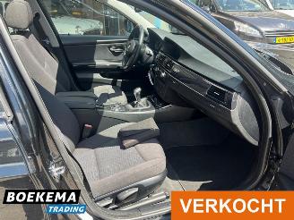BMW 3-serie 318i High Executive Panorama Stoelverw. Navigatie Climate PDC picture 14