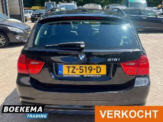 BMW 3-serie 318i High Executive Panorama Stoelverw. Navigatie Climate PDC picture 7