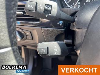 BMW 3-serie 318i High Executive Panorama Stoelverw. Navigatie Climate PDC picture 20