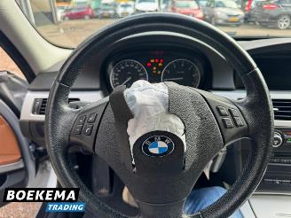 BMW 3-serie 320i Aut. Facelift Navi Leder Clima Cruise Business Line Style picture 19