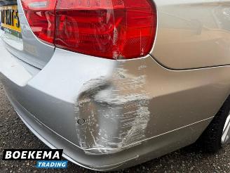 BMW 3-serie 320i Aut. Facelift Navi Leder Clima Cruise Business Line Style picture 13