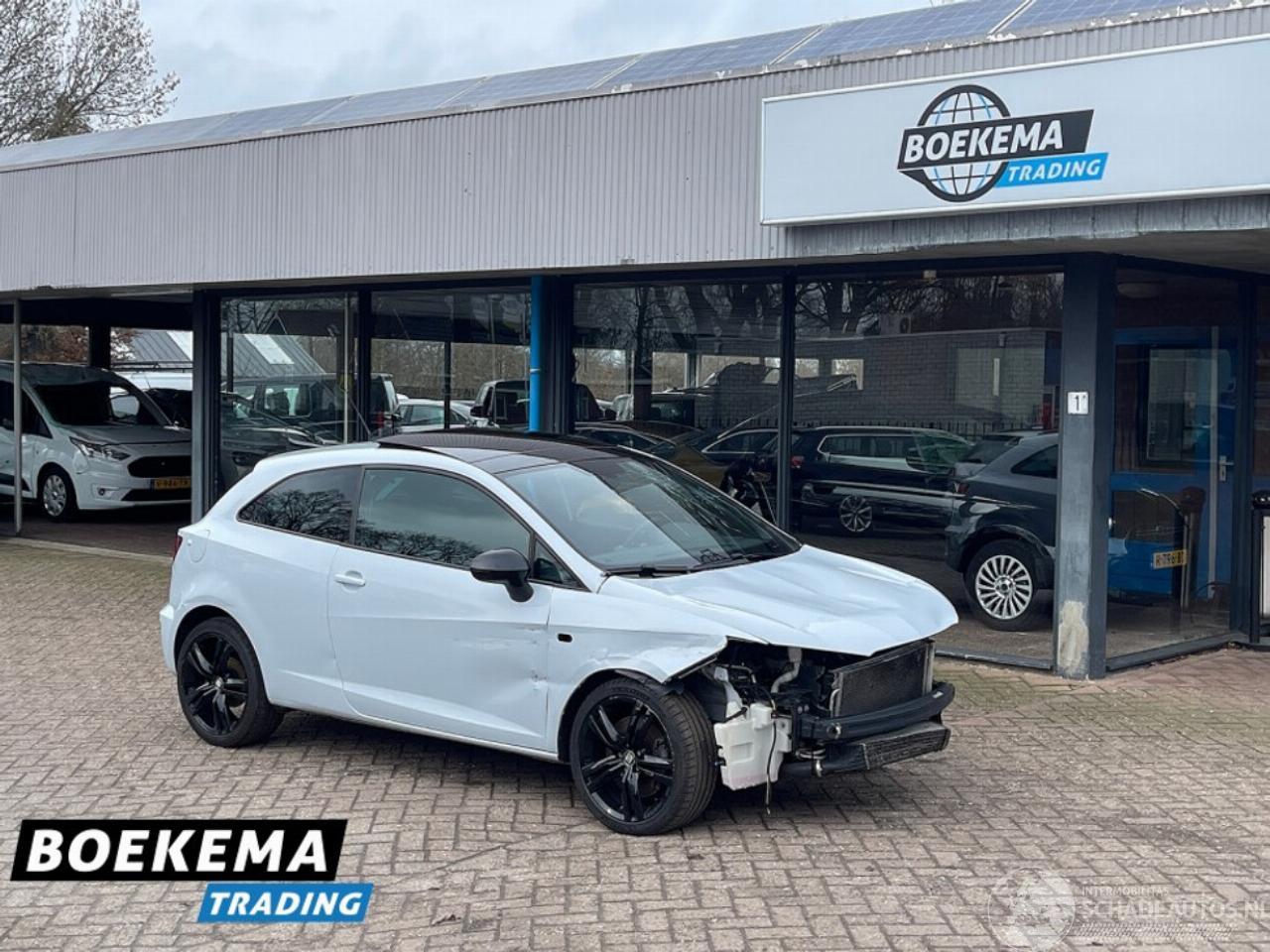 Seat Ibiza SC 1.8 TSI Cupra Open-Dak Stoelverwarming Navigatie Half-leder