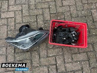 Seat Ibiza SC 1.8 TSI 192PK Cupra Open-Dak Stoelverwarming Navigatie Half-leder picture 44