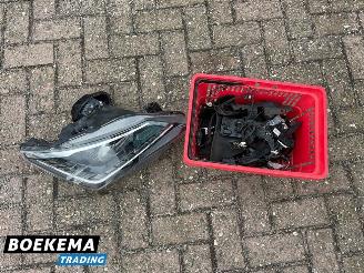 Seat Ibiza SC 1.8 TSI Cupra 192PK Open-Dak Stoelverwarming Navigatie Half-leder picture 44