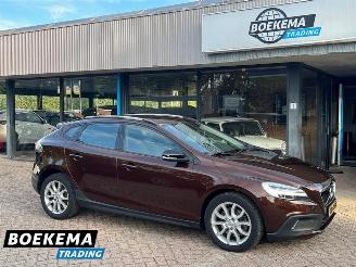 skadebil auto Volvo V-40 Cross Country 2.0 T3 Nordic+ Led Navi Climate Cruise Stoelverw. 2017/5