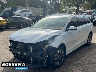 Kia Ceed 1.6 GDI PHEV Aut Led Keyless Virtual Navi Climate Cruise picture 4