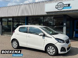 krockskadad bil auto Peugeot 108 1.0 e-VTi Active Airco LED 2018/2