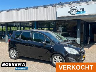 Vaurioauto  passenger cars Opel Meriva 1.4 Edition Climate Cruise Control PDC 2010/11