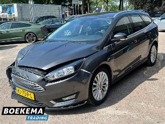 Ford Focus Wagon 1.5 TDCI Titanium Navigatie Climate Cruise PDC Trekh. picture 4