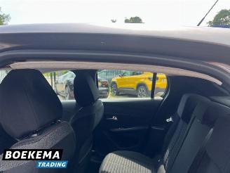 Peugeot 208 1.2 PureTech Blue Lease Navigatie Airco Cruise picture 31