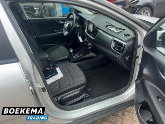 Kia Stonic 1.0 T-GDi MHEV Dynamic Automaat Navigatie Camera picture 23