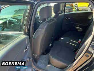 Renault Clio Estate 0.9 TCe Dynamique Navigatie Clima Cruise picture 14