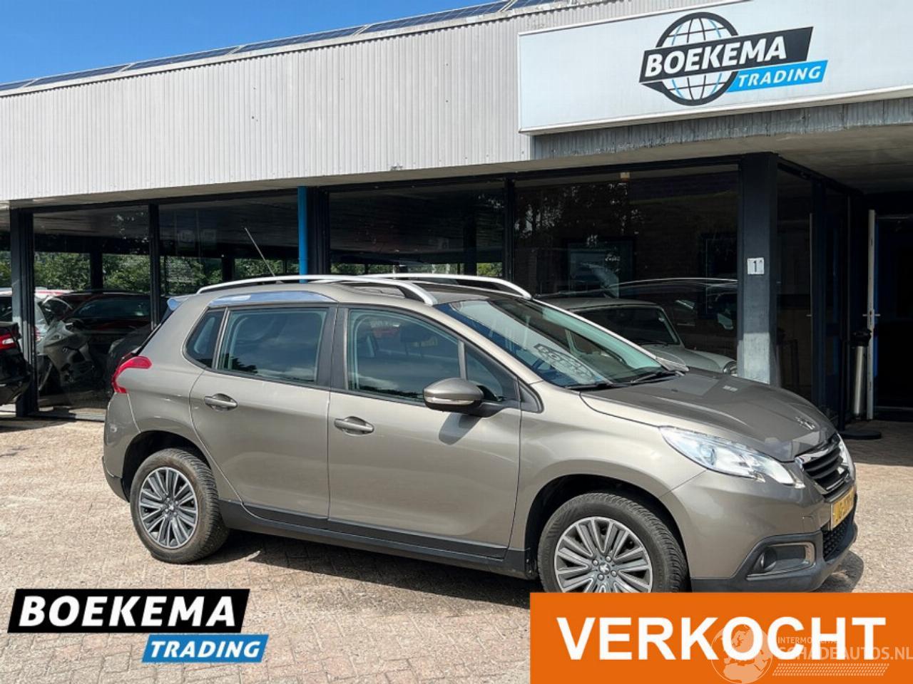 Peugeot 2008 1.2 PureTech Automaat Glazen dak Navi Airco Cruise