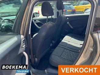 Peugeot 2008 1.2 PureTech Automaat Glazen dak Navi Airco Cruise picture 12