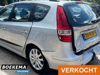 Hyundai I-30 CW 1.6i i-Motion Climate Cruise Trekhaak picture 7