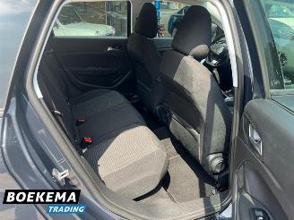 Peugeot 308 SW 1.2 PureTech Blue Lease Navigatie Climate Cruise picture 18