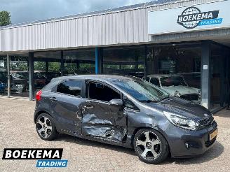Vrakbiler auto Kia Rio 1.2 CVVT Super Pack Keyless Climate Cruise PDC 2013/5