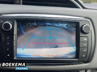 Toyota Yaris 1.3 VVT-i Navigatie Cruise Airco Camera Trekh. picture 27