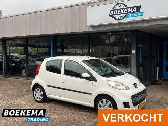 krockskadad bil auto Peugeot 107 1.0-12V Sublime Airco 5-Deurs 2010/1