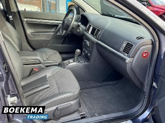 Opel Signum 2.2 16V Executive 155PK Aut Navi Cruise PDC Trekh. picture 20