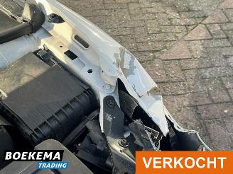 Volkswagen Golf 1.4 TSI 122PK Highline Automaat Navi Cruise Climate trekh. picture 10