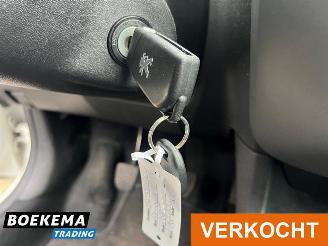 Peugeot 108 1.0 e-VTi Active Airco 5-Deurs picture 27