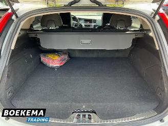 Volvo V-60 2.4 D5 Twin Engine AWD Plug in Hybrid Navi Climate Cruise picture 10