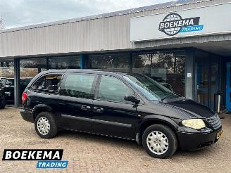 Vrakbiler auto Chrysler Grand-voyager 2.4i SE Luxe 6-Pers Aut Climate Cruise Trekh. 2005/2