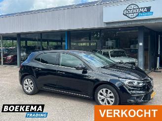 Avarii autoturisme Renault Mégane 1.3 TCe 140PK Limited LED Keyless Navigatie Climate Cruise 2018/7