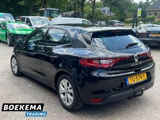 Renault Mégane 1.3 TCe 140PK Limited LED Keyless Navigatie Climate Cruise picture 3