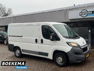 skadebil bedrijf Peugeot Boxer 333 2.2 HDI XR Navi Camera Cruise Trekh. 2015/8