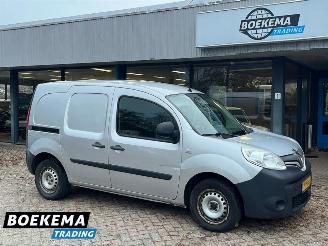 skadebil bedrijf Renault Kangoo 1.5 DCI Comfort Navigatie Airco Cruise PDC Trekhaak Schuifdeur 2016/1