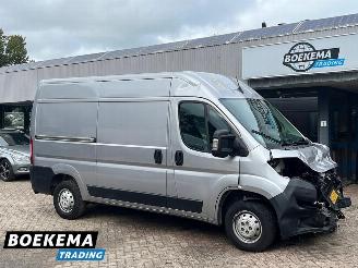 krockskadad bil bedrijf Opel Movano 2.2D 140PK L2-H2 Navigatie Cruise Airco Euro6-AR 2022/5