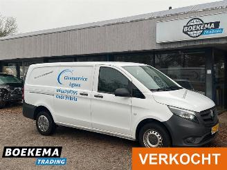 krockskadad bil bedrijf Mercedes Vito 114 CDI Lang Stoelverw. 3-Pers Airco Trekhaak 2017/4