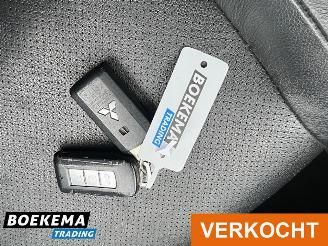 Mitsubishi Outlander 2.0 PHEV Instyle Pano Keyless Navi Camera Stoelverw. picture 27