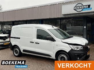 krockskadad bil bedrijf Renault Express 1.5 dCi 95PK Comfort Stoelverw Cruise Airco PDC 2024/10