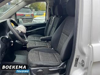 Mercedes Vito 111 CDI Lang 3-Persoons Navi Airco Cruise picture 16