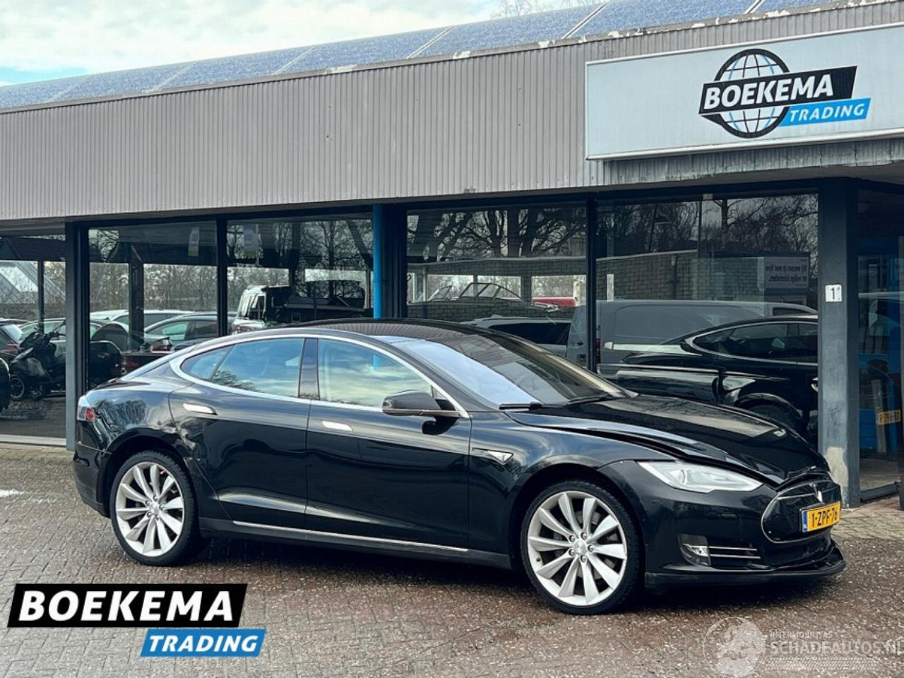 Tesla Model S 85 Base FREE SUPER CHARGE Autopilot Leder BTW