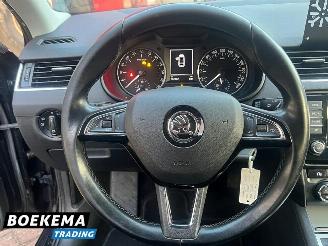Skoda Octavia Combi 1.6 TDI DSG Business Climate Navi Cruise PDC picture 16