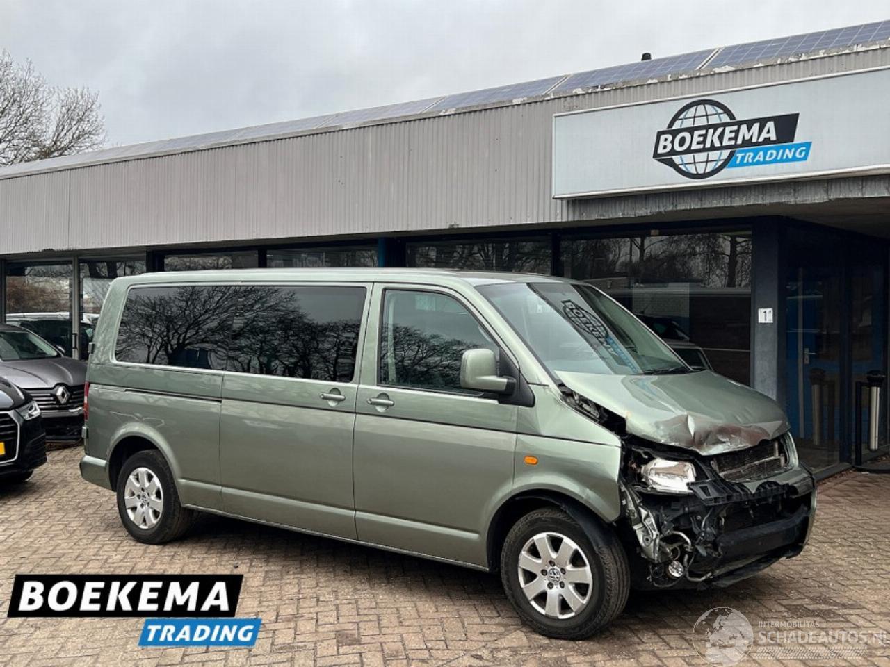 Volkswagen Transporter 2.5 TDI 340 DC 5-Pers 174PK DSG Leer Navi Airco Cruise PDC Trekh.