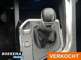 Peugeot 3008 1.2 PureTech Premium Keyless Virtual Navi Camera PDC picture 35