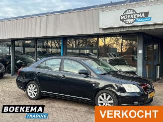 skadebil auto Toyota Avensis 1.8 VVTi Linea Luna Climate Trekhaak 2006/1