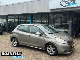 Auto incidentate Peugeot 208 1.4 VTi Active 5-Drs Climate Cruise Trekh. 2012/7