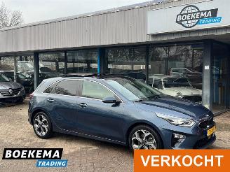 krockskadad bil auto Kia Ceed 1.4 T-GDi Executive 140PK Aut Leer Pano JBL Keyless Stoel/Stuurverw. Camera 2018/7