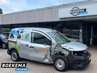 krockskadad bil bedrijf Renault Kangoo 1.5 Blue dCi 75 Comfort L1 Navi Climate Cruise Camera PDC Trekh. 2023/12