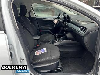 Ford Focus Wagon 1.0 EcoBoost 125PK Hybrid Navi Climate Cruise PDC Trekh. picture 23